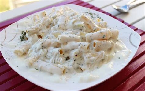 Değişik Yoğurtlu Makarna Tarifleri