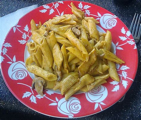 Körili Mantarlı Makarna