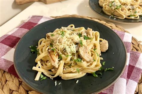 Kremalı Makarna Yapımı