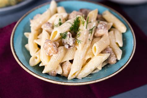 Kremalı Tavuklu Makarna Tarifi