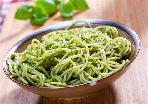 Kremasız Pesto Soslu Makarna